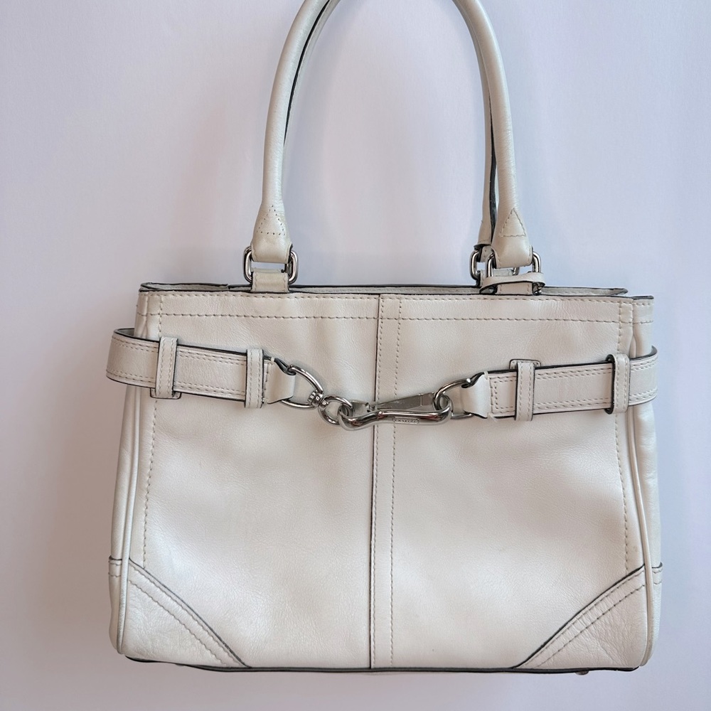 Coach white leather purse
